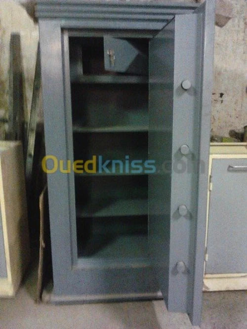 fabrication Coffre ,Armoire forte,Porte blindé. 