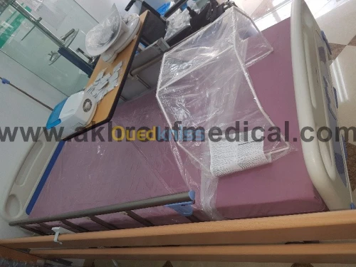 Lit d'hospitalisation 03 positions 