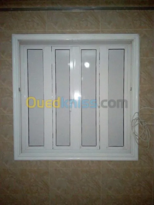  Service / Produit : MENUISERIE ALUMIN