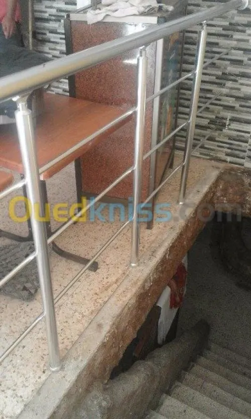  Service / Produit : MENUISERIE ALUMIN