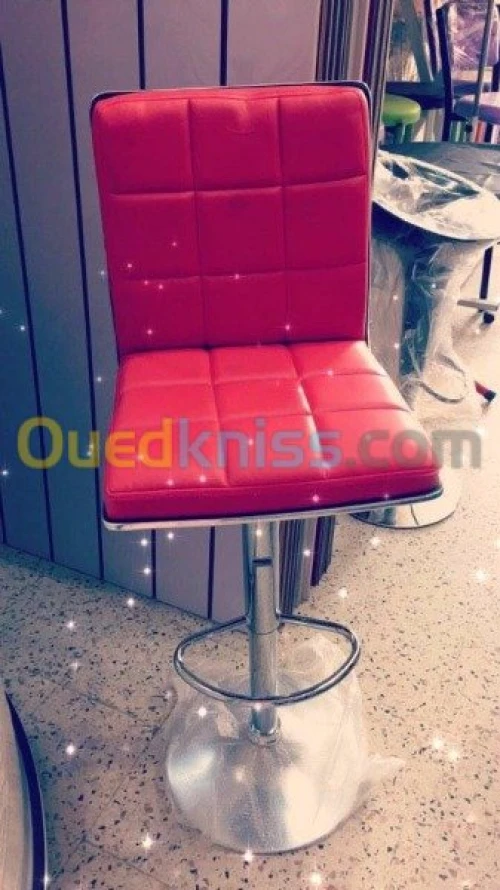 Chaise hydraulique: cuir ou plastique 