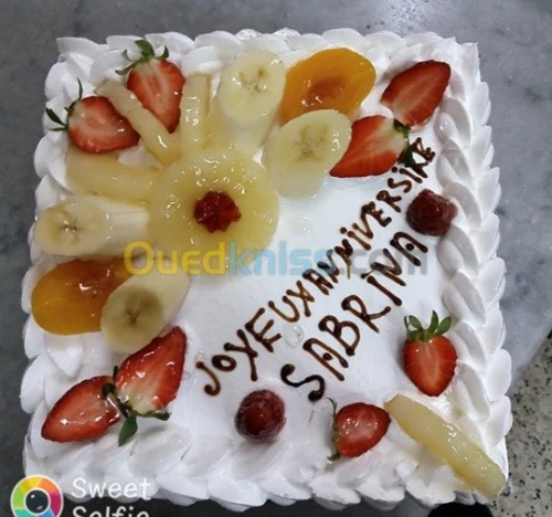  gâteaux orientaux, pièce montée....