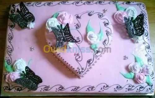  gâteaux orientaux, pièce montée....