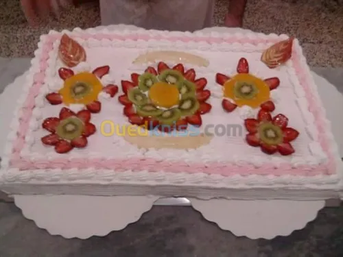  gâteaux orientaux, pièce montée....