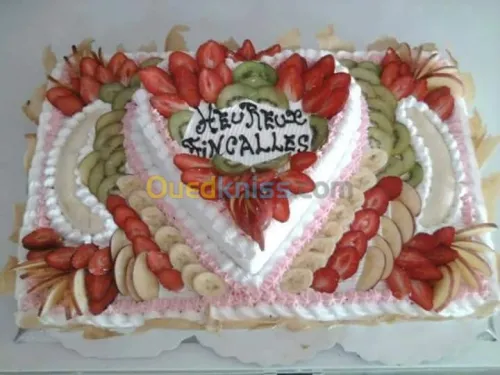  gâteaux orientaux, pièce montée....