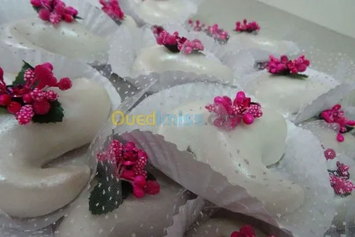  gâteaux orientaux, pièce montée....