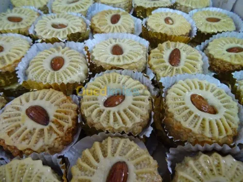  gâteaux orientaux, pièce montée....