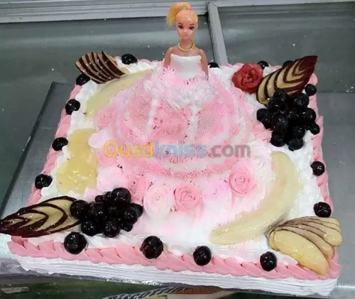  gâteaux orientaux, pièce montée....