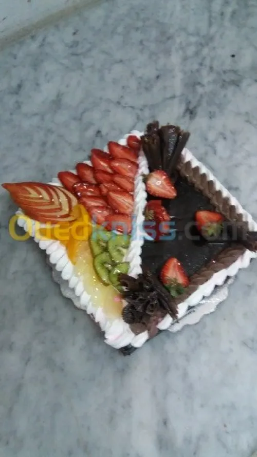  gâteaux orientaux, pièce montée....