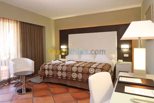 DECORATION ET AMENGEMENT DES HOTELS 