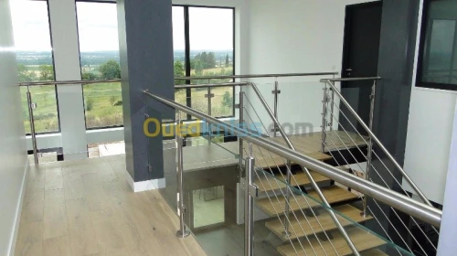 TRAVAUX EN INOX 