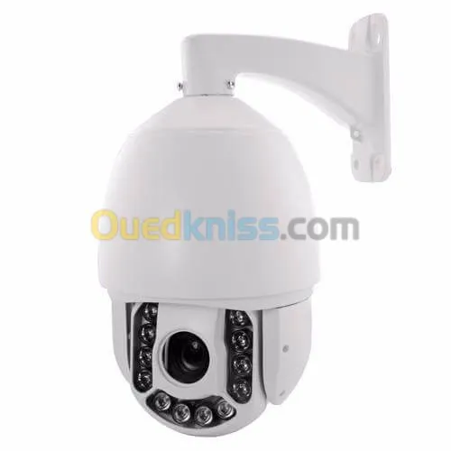 Installateur de caméra de surveillance