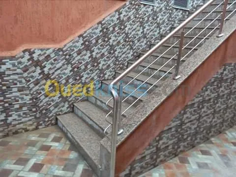 RAMPE DESCALIER INOX , VERRE TROMPER 
