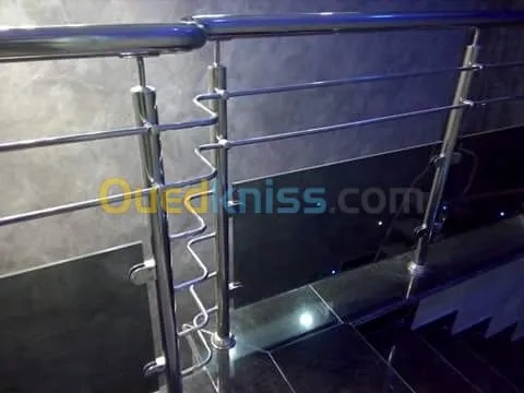 RAMPE DESCALIER INOX , VERRE TROMPER 