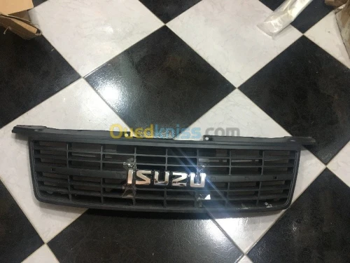 CALANDRE ISUZU D-MAX 