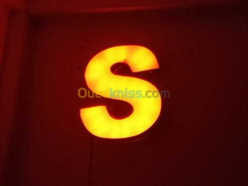lettre relief lumineux
