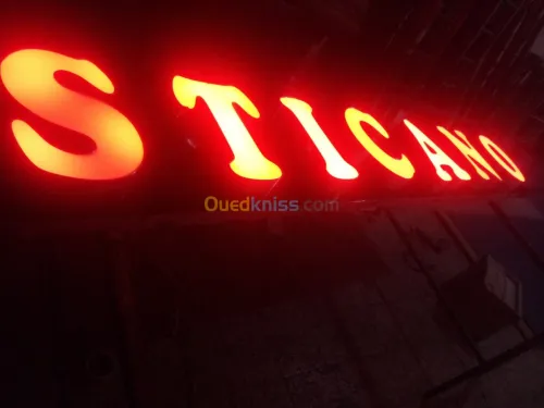 lettre relief lumineux