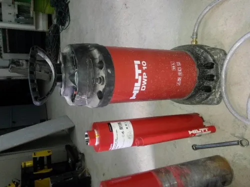 location  HILTI  DD200