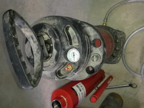 location  HILTI  DD200