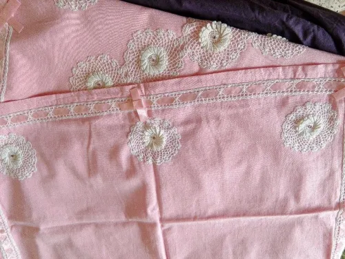 parure de draps crochet couleur rose