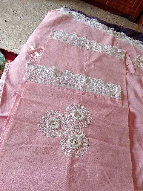 parure de draps crochet couleur rose