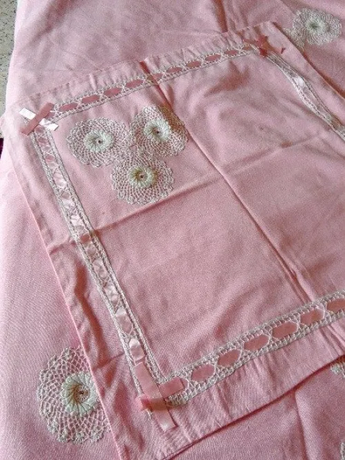 parure de draps crochet couleur rose
