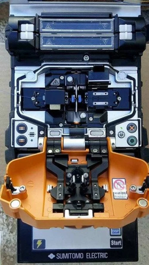 Fibre optoque , réseau informatique 