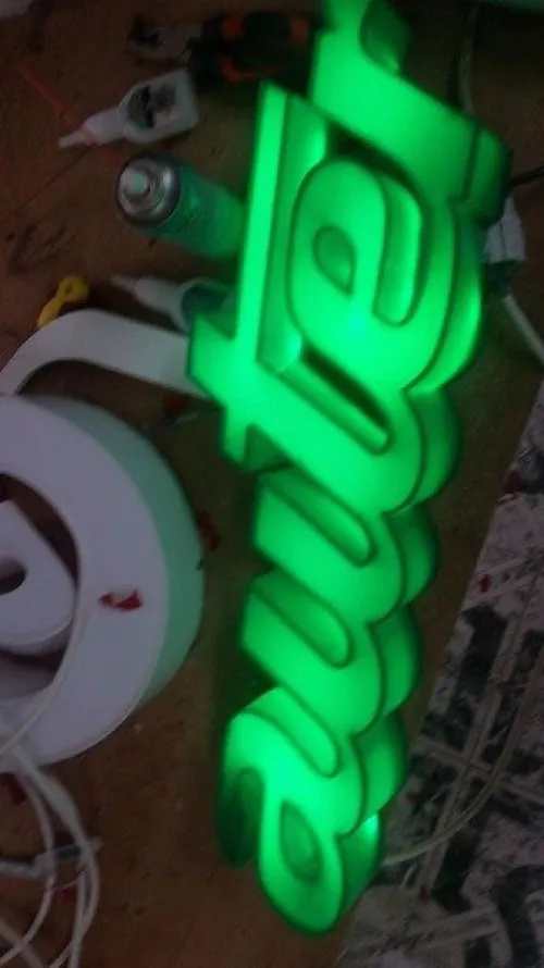 Spécialité du transfaurmage de plexigl