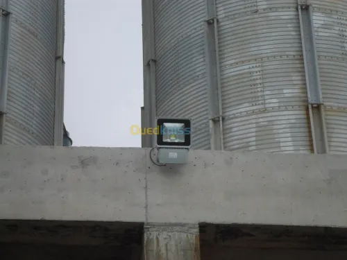 ECLAIRAGE PUBLIC EN LED