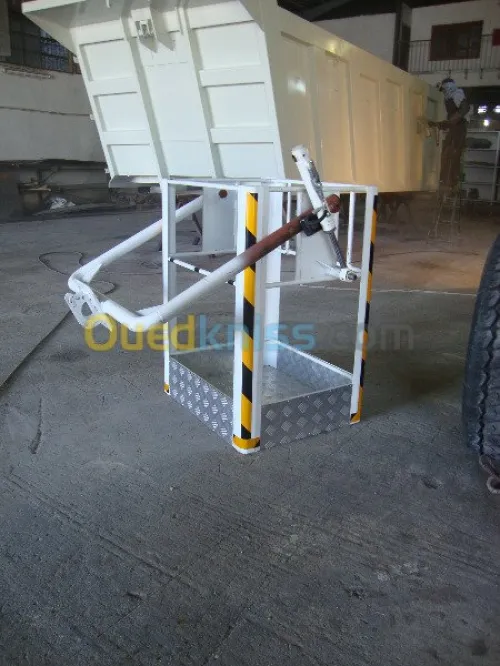 Carrosserie, fabrication et montage