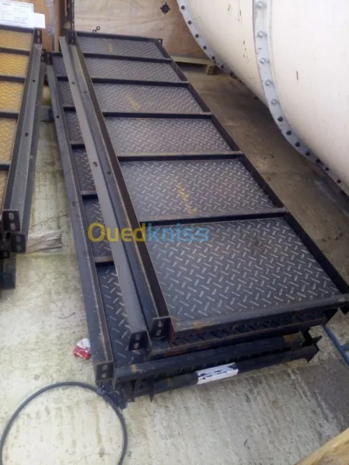 plate forme  suspendue /les nacelles 