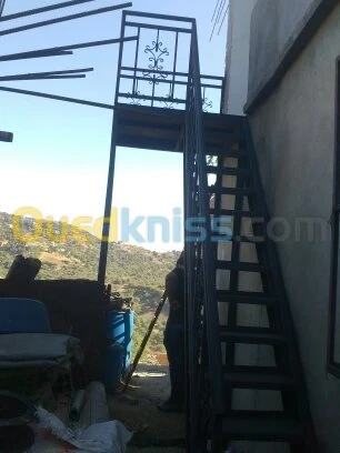   travaux de menuiserie métallique