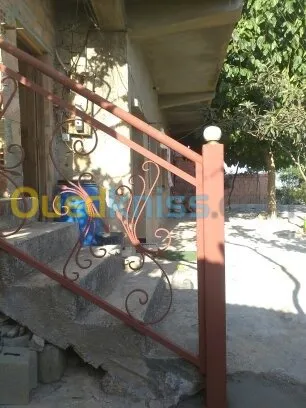   travaux de menuiserie métallique