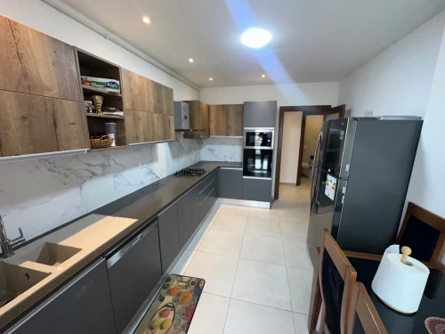 Location Appartement F4 Alger Bir mourad rais