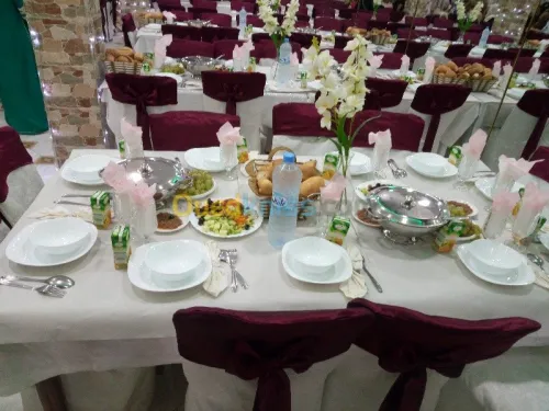 Serveuses qualifiées 