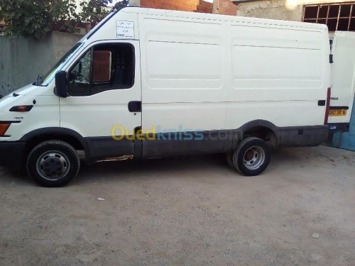 Transport de marchandises fourgon 