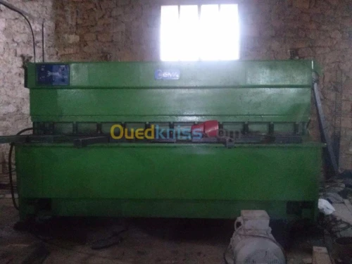 Découpeuse de TOL