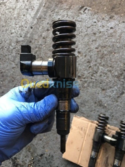 INJECTEURS PASSAT GOLF AUDI أنجيكتور..