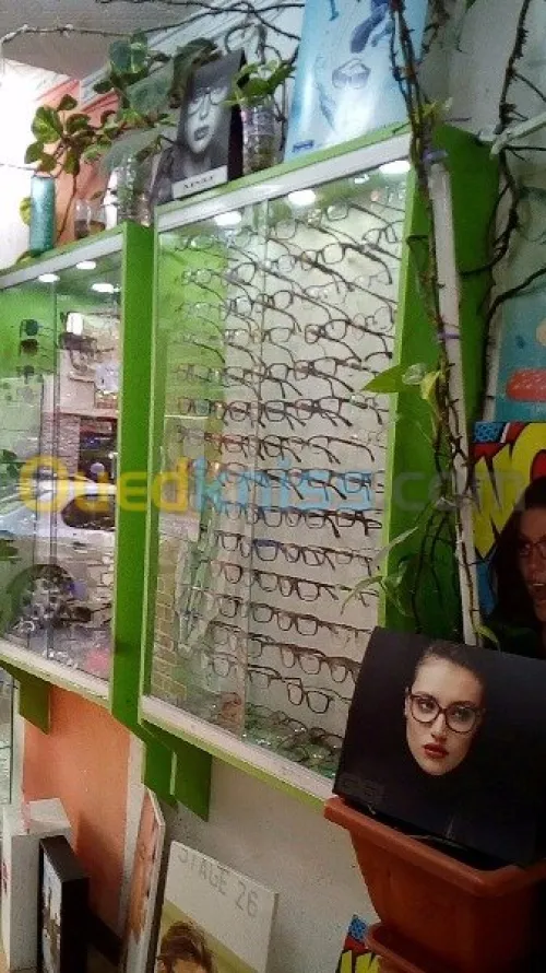 Agencement de magasin d'optique