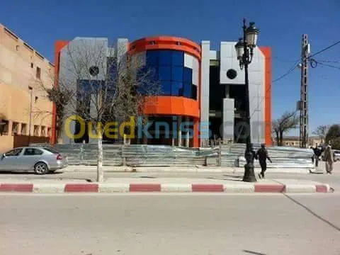 عرض خاص لتركيب وجهات المحلات و شركات ب