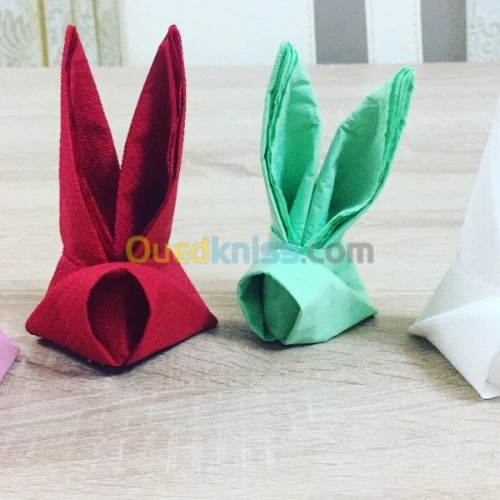 Pliage des serviettes dragées bougies 