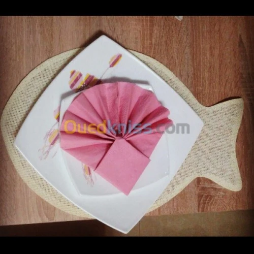 Pliage des serviettes dragées bougies 