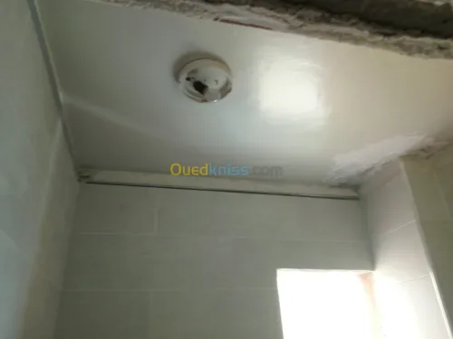 Faut plafond Pvc b13 et époxy 