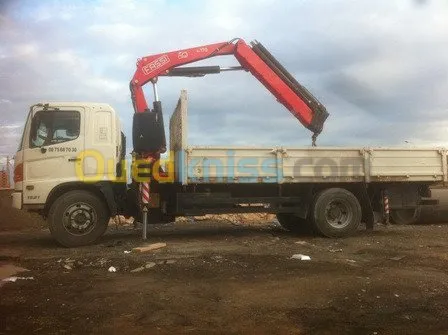hino 500 Grue nacel
