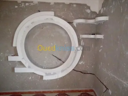 Placoplatre et peinture