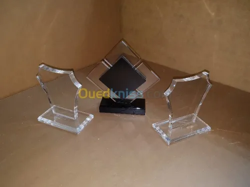 présentoir support on plexiglas 