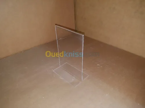 présentoir support on plexiglas 