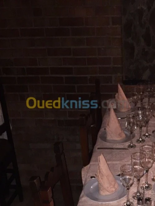 Restauration la haute classe et salle 