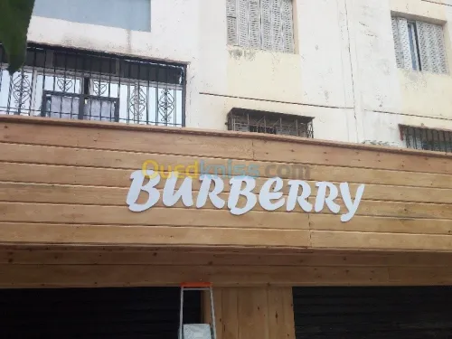 panneaux publicitaire