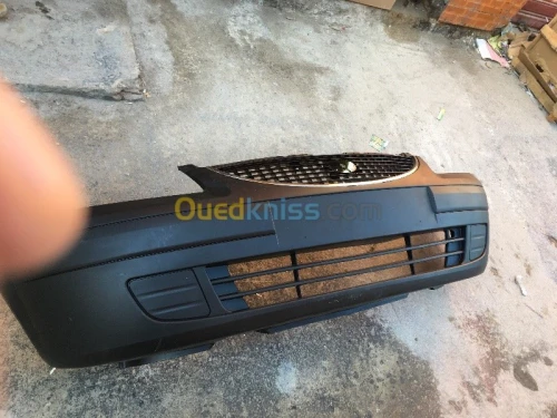 PARECHOC AVANT TATA INDICA